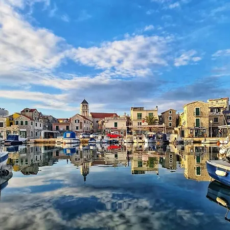 Mladen Apartman Za Obitelj Apartment