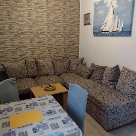 Mladen Apartman Za Obitelj *
