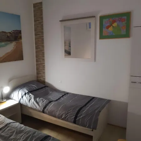 Apartment Mladen Apartman Za Obitelj *
